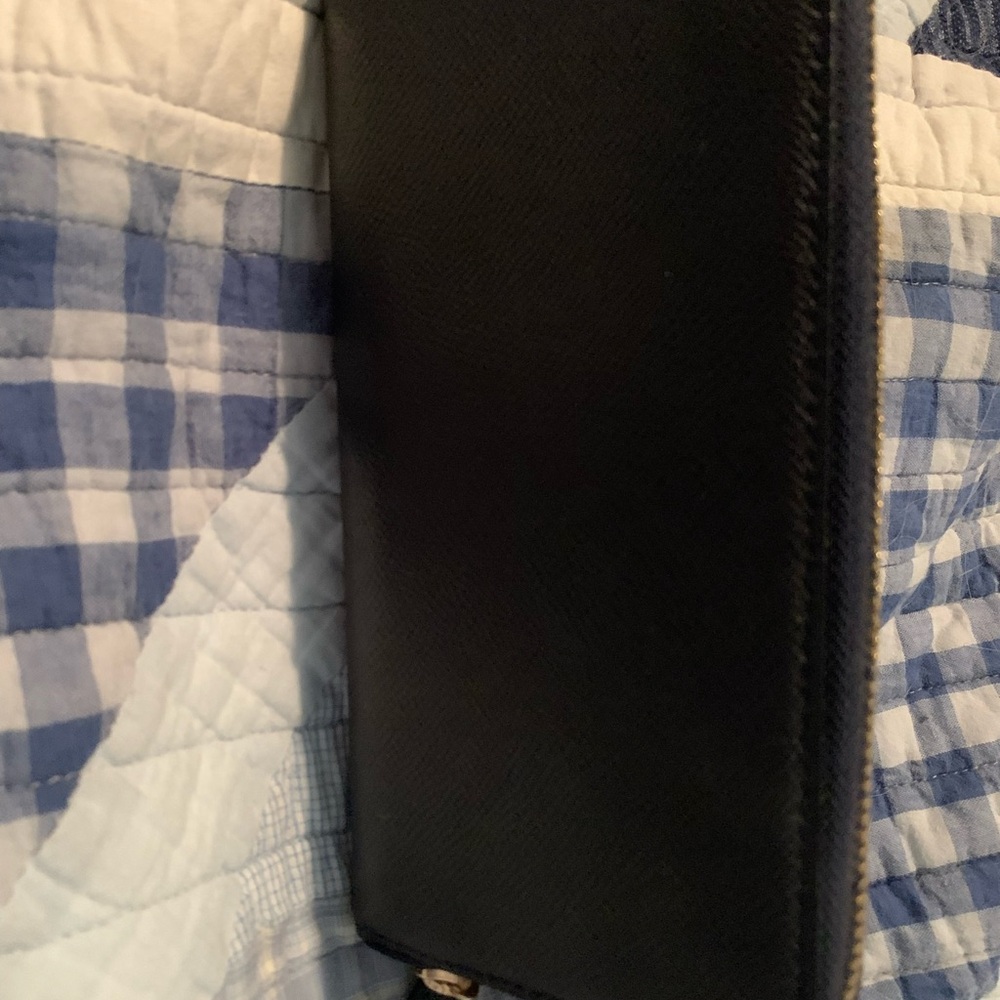 Coach Black Leather Zip Wallet with Gold Logo - Picture 2 of 3
